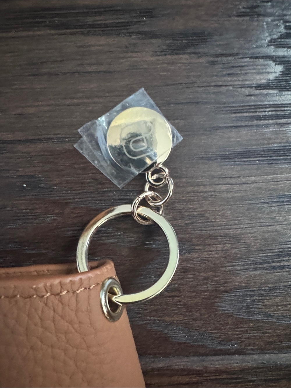 Compact Tan Leather Key Pouch Wallet with Ring - Picture 7 of 7